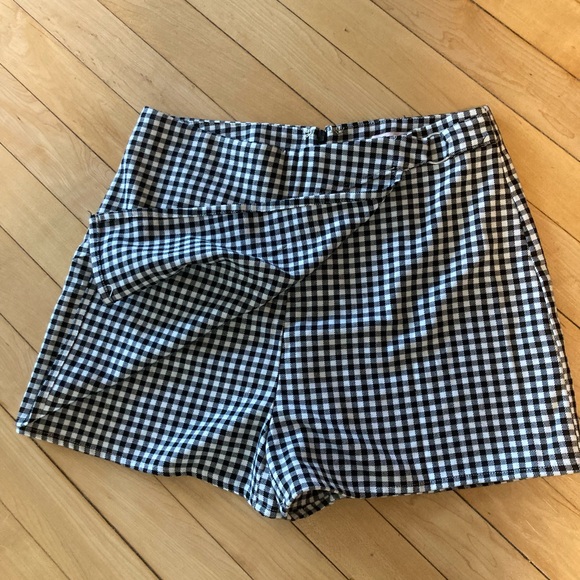 Black and white gingham print mini skort - Picture 2 of 6